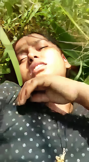 Bokep Indo | Ngewe Di Kebun Jagung Warga