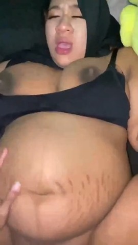 Bumil Hijab Hitam